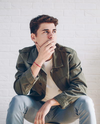 Джинсовая куртка с длинными рукавами